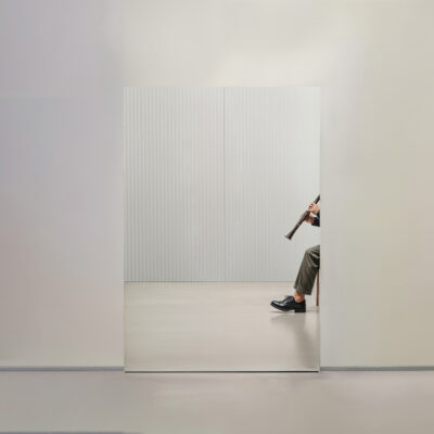 025